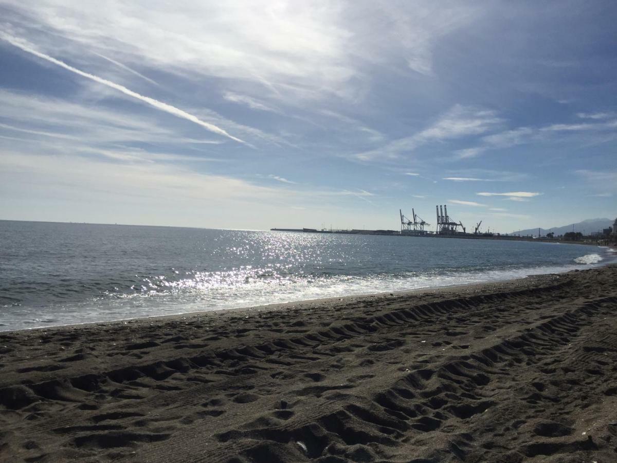 Beach & Center Premiun Malaga Bagian luar foto